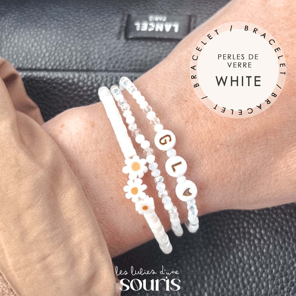 ★ Bracelet à message - White / perles de verres - Personnalisable  - Prénom, mot, initiale(s)