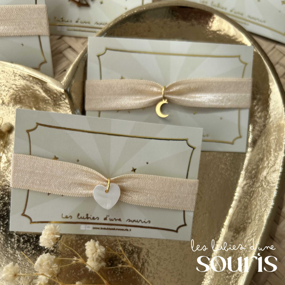 ★ Bracelet beige / Pendentif : Cœur en nacre