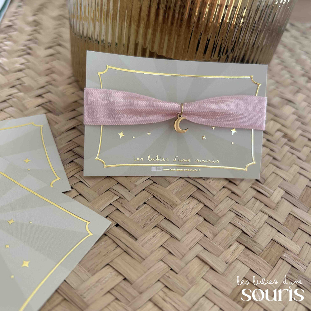 ★ Bracelet : Lait fraise  / Charms au choix